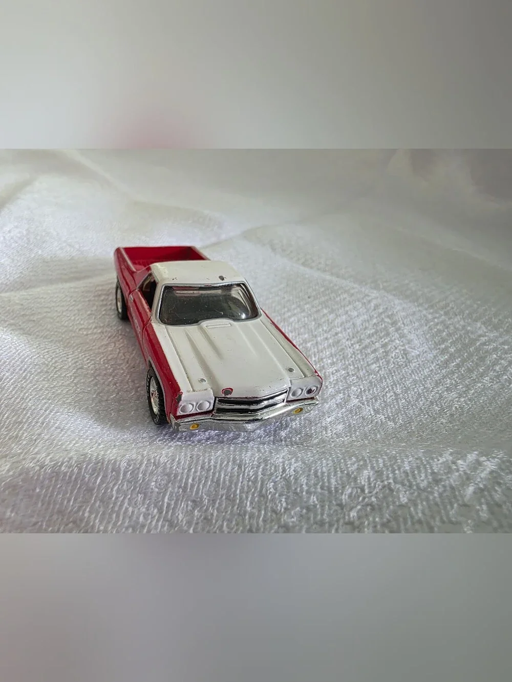 1997 Matchbox Coca Cola Red & White El Camino Toy Truck